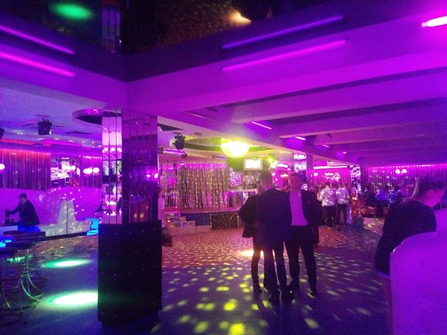 Ekskluzywny klub UltraViolet